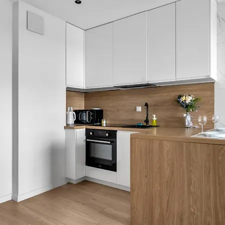 8th Floor Wlochy - Balcony, Workspace - By Rentujemy Warsaw