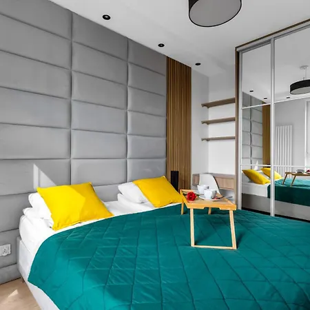 8th Floor Wlochy - Balcony, Workspace - By Rentujemy * Warsaw