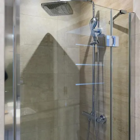 8th Floor Wlochy - Balcony, Workspace - By Rentujemy Apartman *
